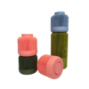 5 vases solea emboîtables avec différentes couleurs, et différentes couleurs. 2 vases sont emboïtés entre eux